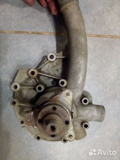Помпа мерседес 124 двигатель 102