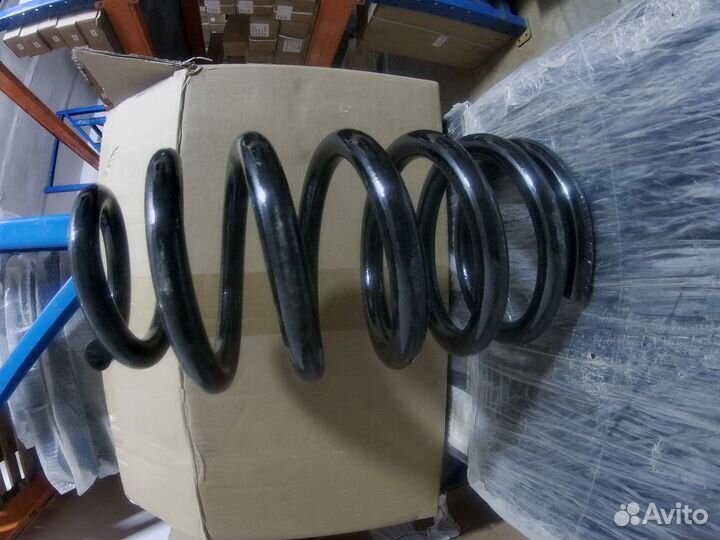 Пружина задняя усиленная Гранд Старекс Starex