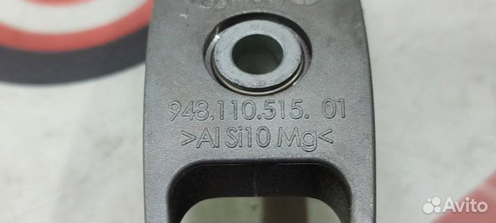 Кронштейн форсунки Porsche Cayenne 9PA1 M4801