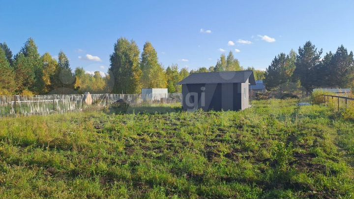 Дача 24 м² на участке 10 сот.