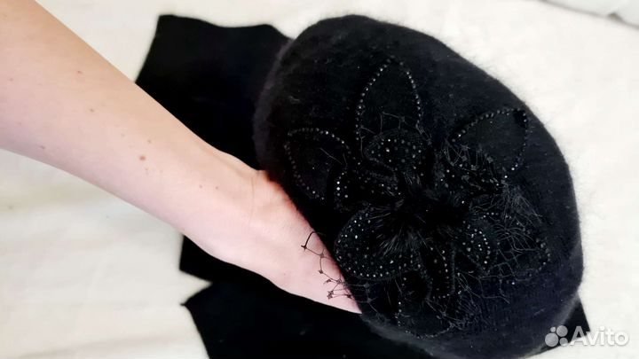 Берет с шарфом