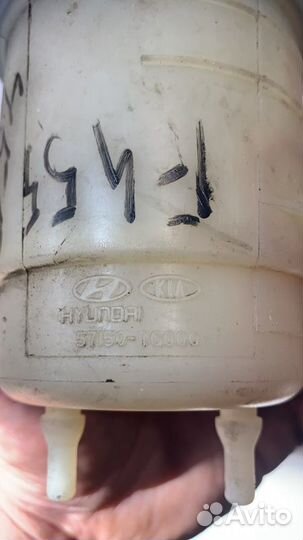 Бачок гидроусилителя Kia Rio 2 JB G4EE 2011