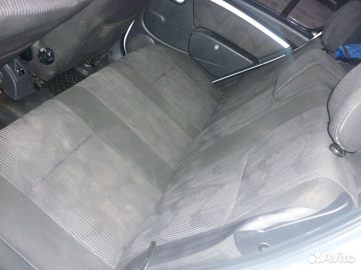 Renault Sandero 1.6 МТ, 2011, 180 000 км