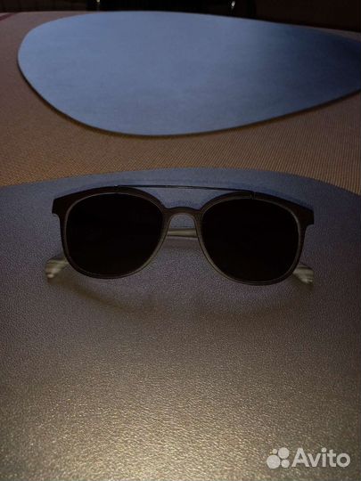 Солнцезащитные очки женские брендовые
