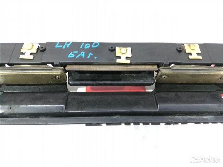 Подсветка номера Toyota Hiace LH100 2LTE 1992