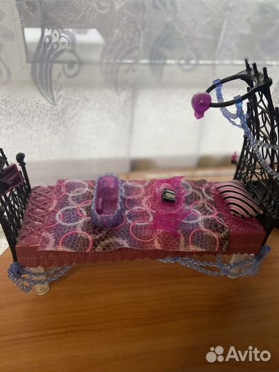 Кровать монстр хай