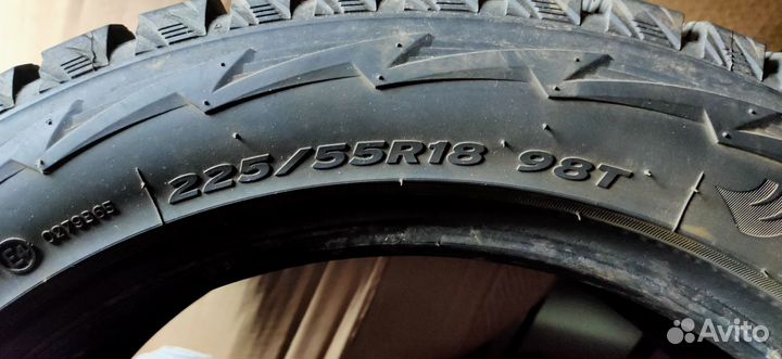 Hankook I'Pike RW11 225/55 R18