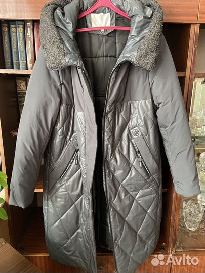 Пуховик женский длинный