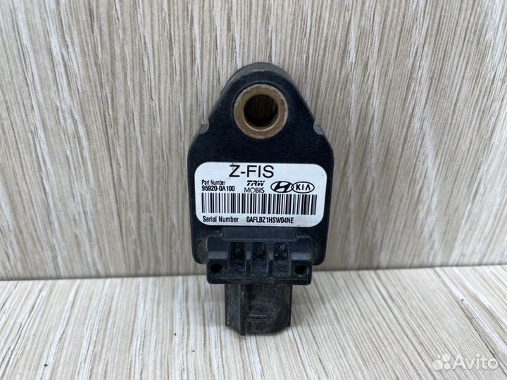 Датчик AIR BAG передний Kia Ceed ED