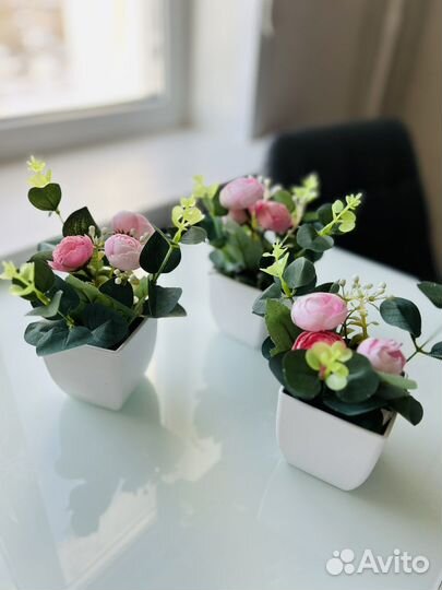 Композиции из искусственных цветов