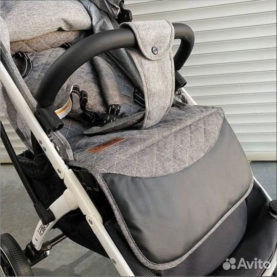 Коляска прогулочная babalo