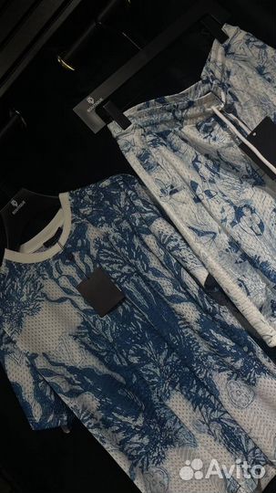 Костюм мужской Louis Vuitton