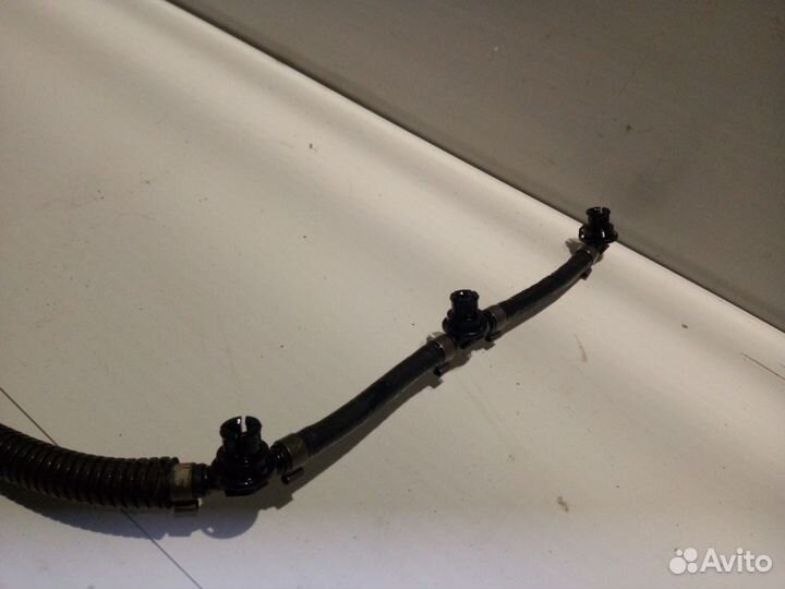 Трубка топливная E-класс W211/S211 (2002—2006) Mercedes-Benz