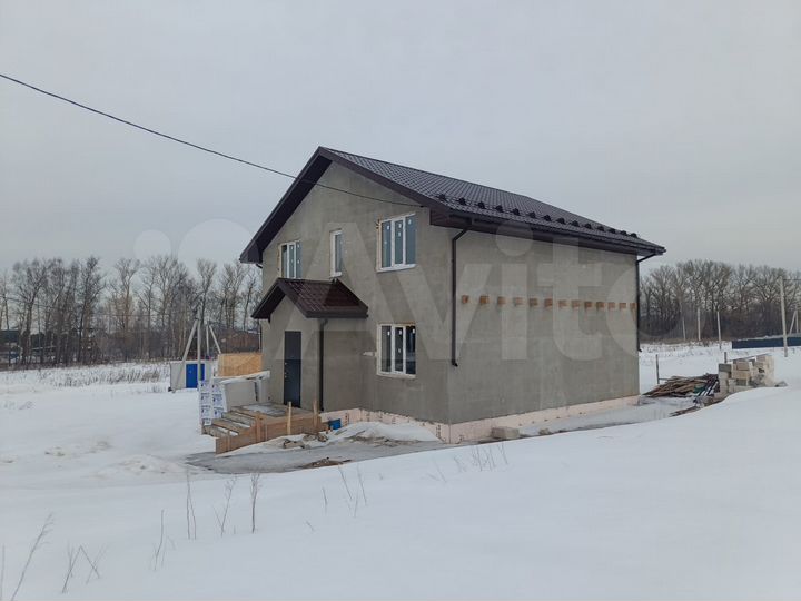 Дом 172 м² на участке 7 сот.