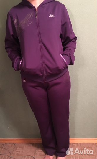 Костюм спортивный новый 48 размер