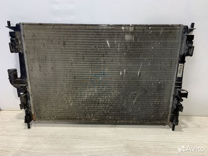 Радиатор охлаждения двигателя основной Renault log