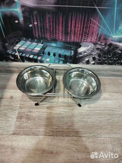 Тарелки для животных