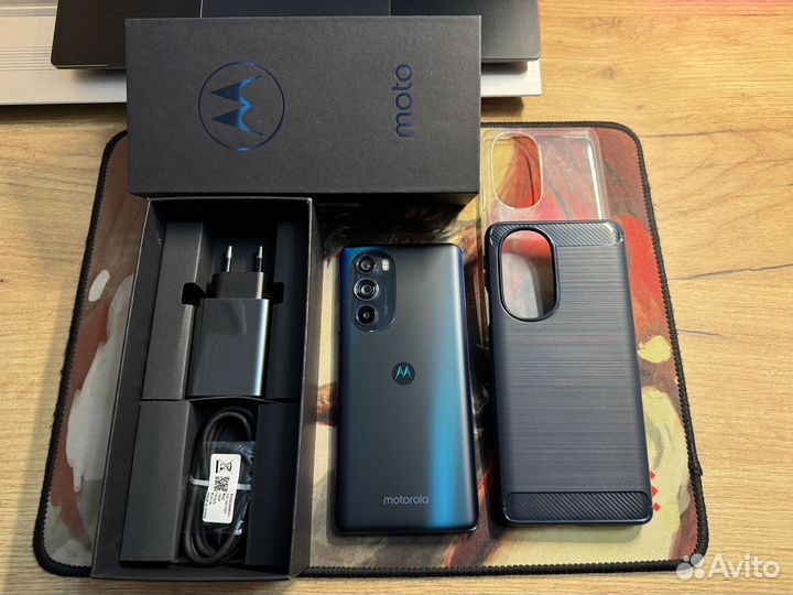 Motorola Edge+ 5G UW (2022), 8/128 ГБ