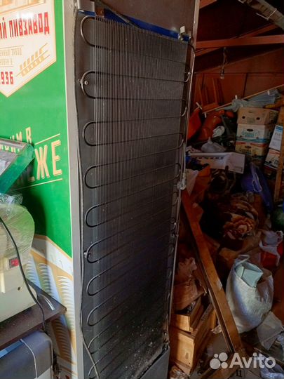 Холодильный шкаф со стеклянной дверью бу