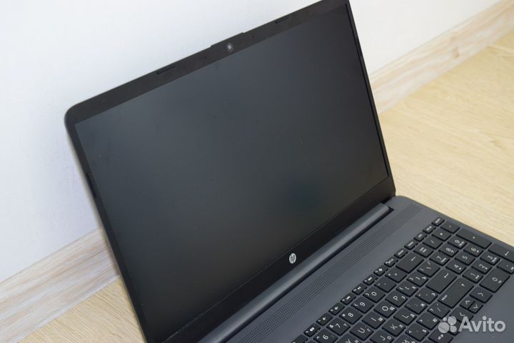 Ноутбук HP 15s-eq1155ur