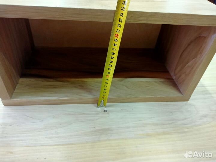 Полка прикроватная. Консоль