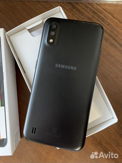 Samsung Galaxy A01, 2/16 ГБ