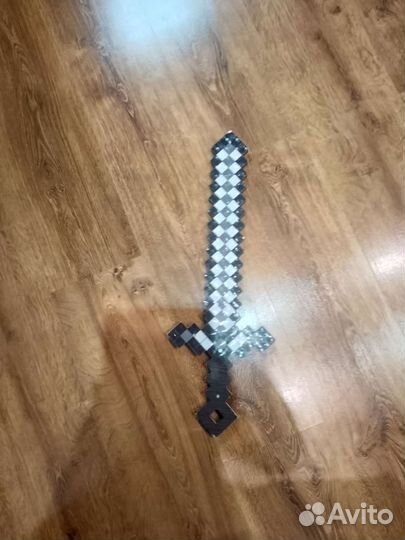 Железный меч из майнкрафта