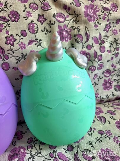 Скорлупки от игрушка яйцо-сюрприз rainbocorns