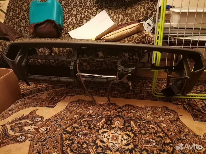 Продам панель Crown 131 седан/вагон