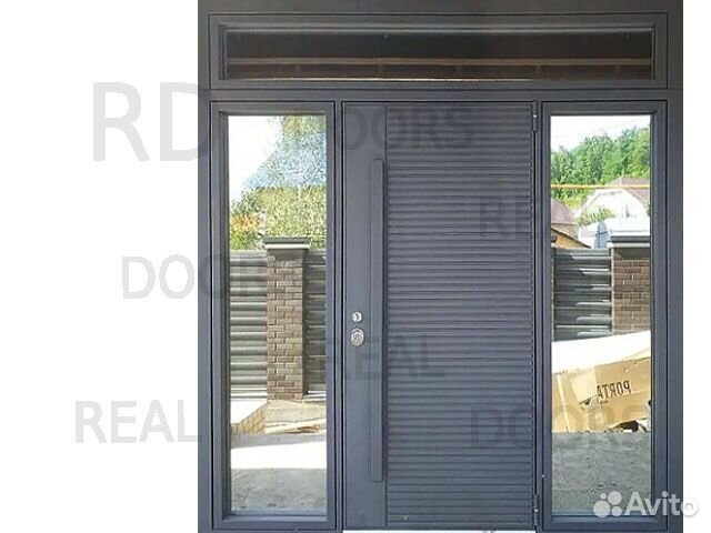 Металлическая входная дверь в загородный дом