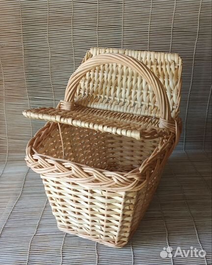 Плетеная Корзина с крышкой (пикник) ива