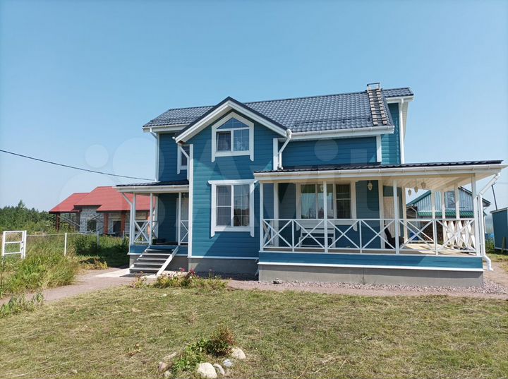 Коттедж 186 м² на участке 12 сот.