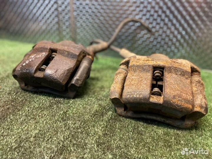 Суппорт передний Renault Symbol 1 Рест. K7J 1.4