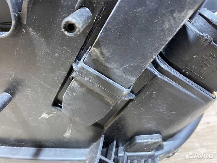 Фара передняя правая Ford C-MAX дорест 142483