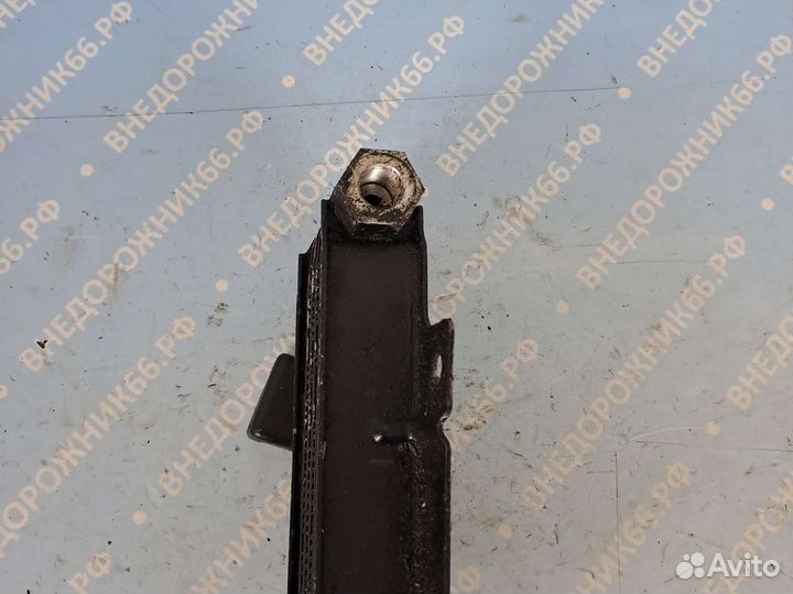 Радиатор масляный под штуцер Mitsubishi Pajero 2