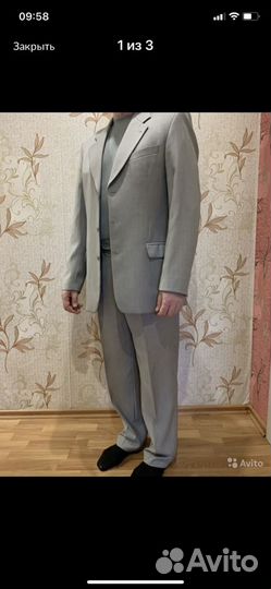 Два мужских костюма