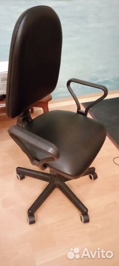 Компьютерное кресло бу