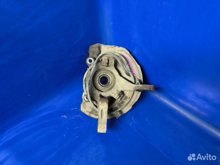 Кулак поворотный левый Mitsubishi Lancer 9