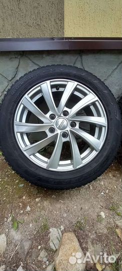 Goodyear UltraGrip Ice 205/55 R16