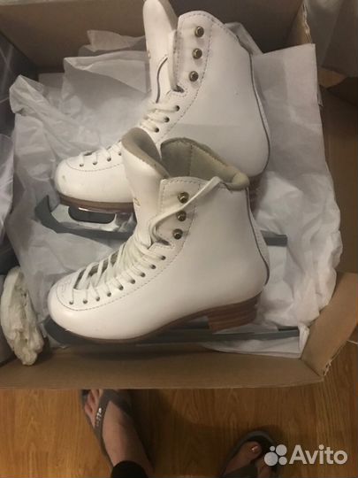 Профессиональные коньки