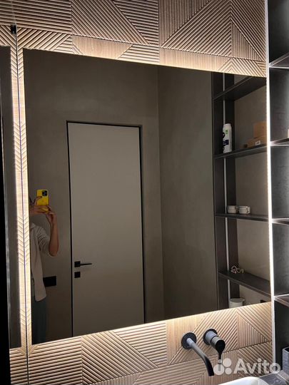 Зеркало в ванную с подсветкой 100х100