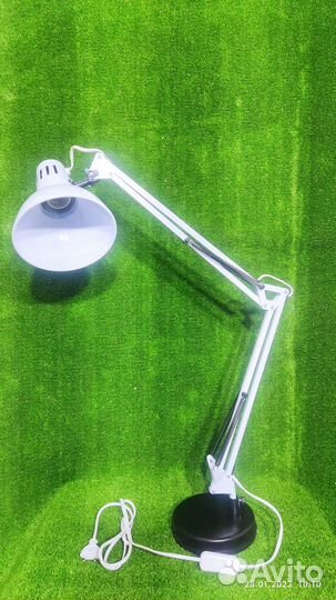 Светильник настольный