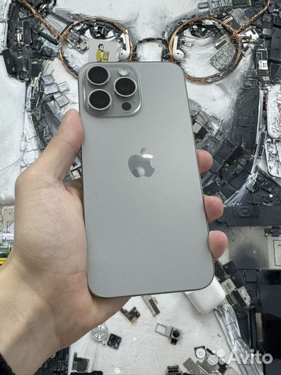 iPhone 15 Pro Max, 256 ГБ
