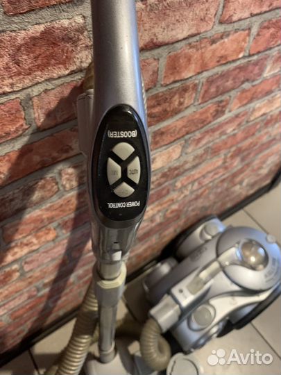 Пылесос LG бу