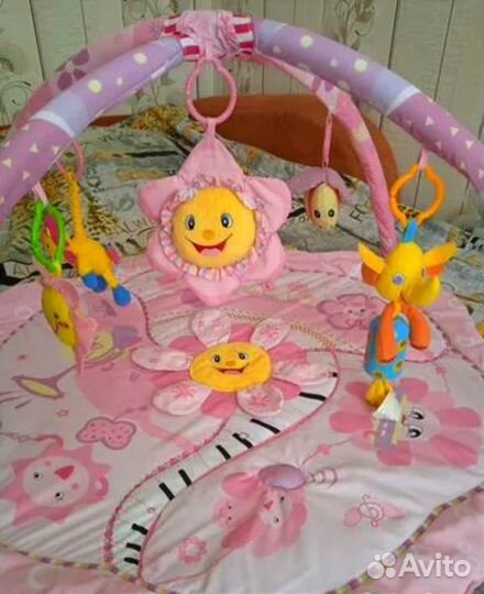 Развивающий коврик + игрушки