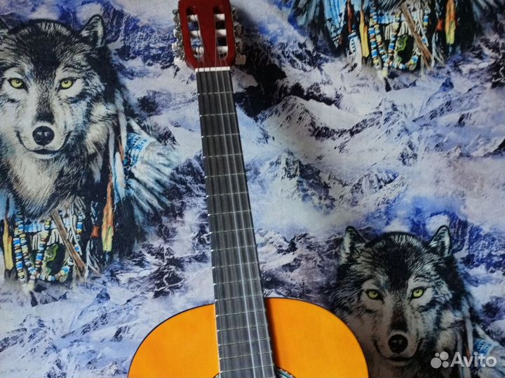 Классическая гитара 6 струнная