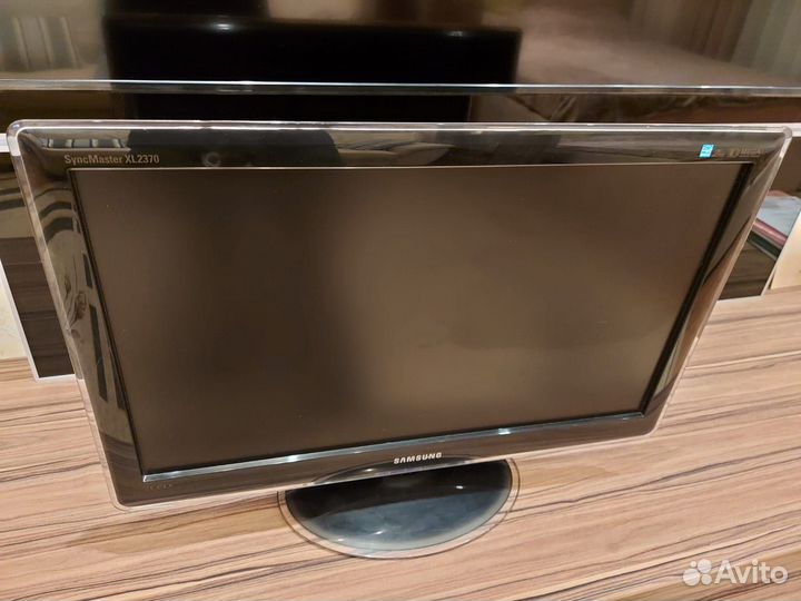 Монитор Samsung SyncMaster 23