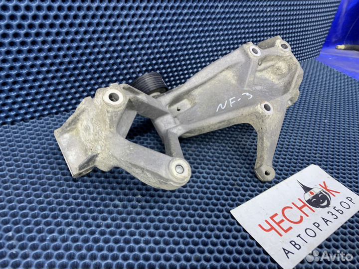 Кронштейн генератора Volkswagen Touareg NF 2