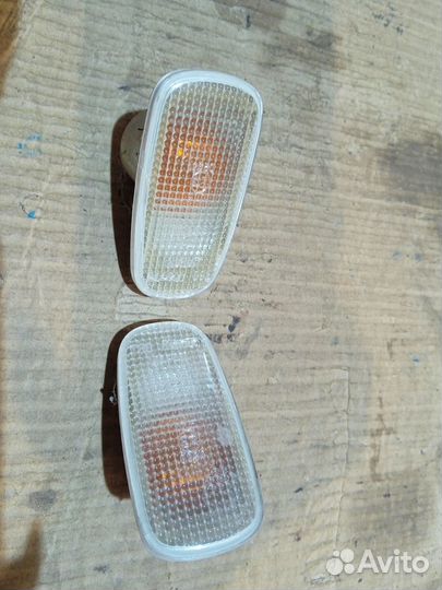 Повторитель поворотников Toyota Land Cruiser 200 4