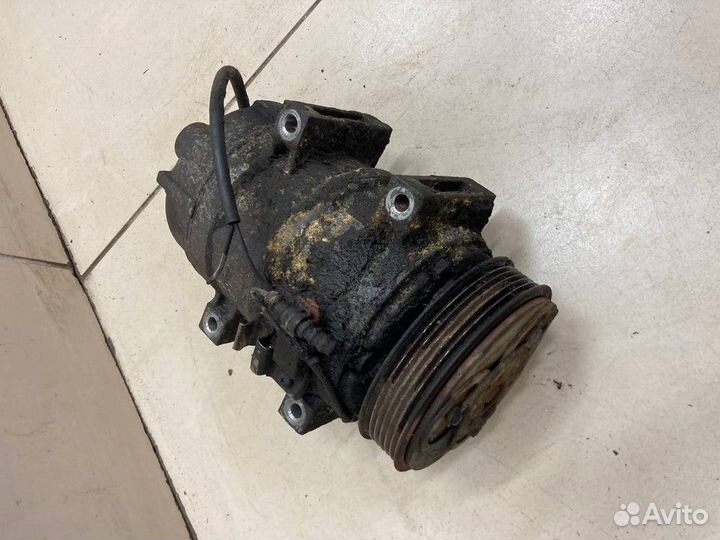 Компрессор кондиционера 2.4 B5244S Volvo S80